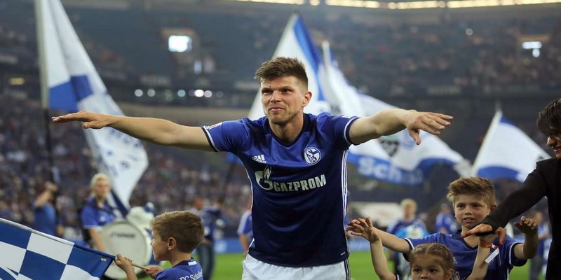 Tiểu Sử Klaas-Jan Huntelaar - Cựu Tiền Đạo Nổi Tiếng Hà Lan 2 Thời kỳ sự nghiệp bùng nổ của cựu cầu thủ